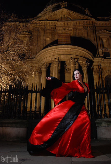 Female model photo shoot of Fracture by ScottChurch in St. Paul's Cathedral