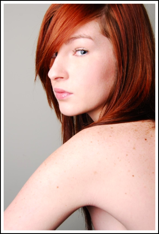 Female model photo shoot of Lindsey P