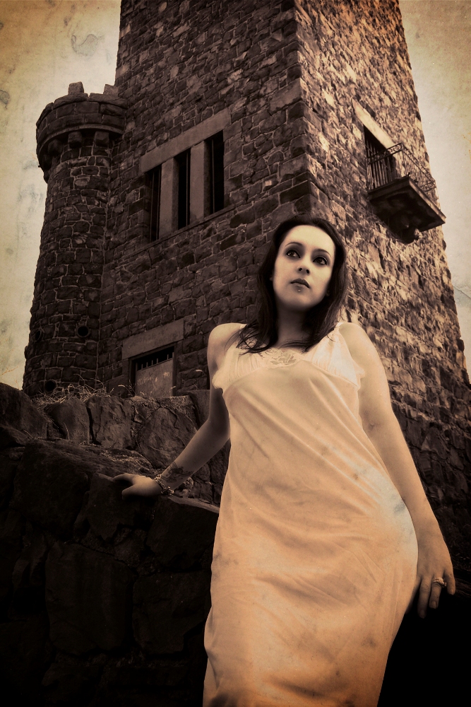 Female model photo shoot of - Glenda - by Marcos Aspiazu in Garret Mountain,Paterson