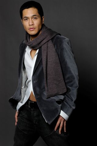 Male model photo shoot of Tj Haku Boa