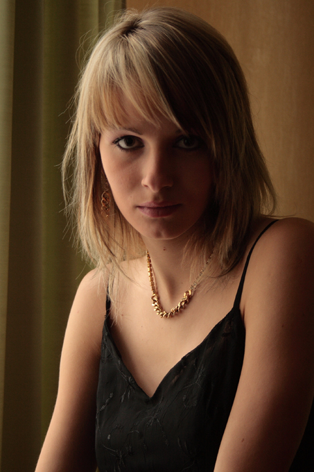 Female model photo shoot of Paulina G