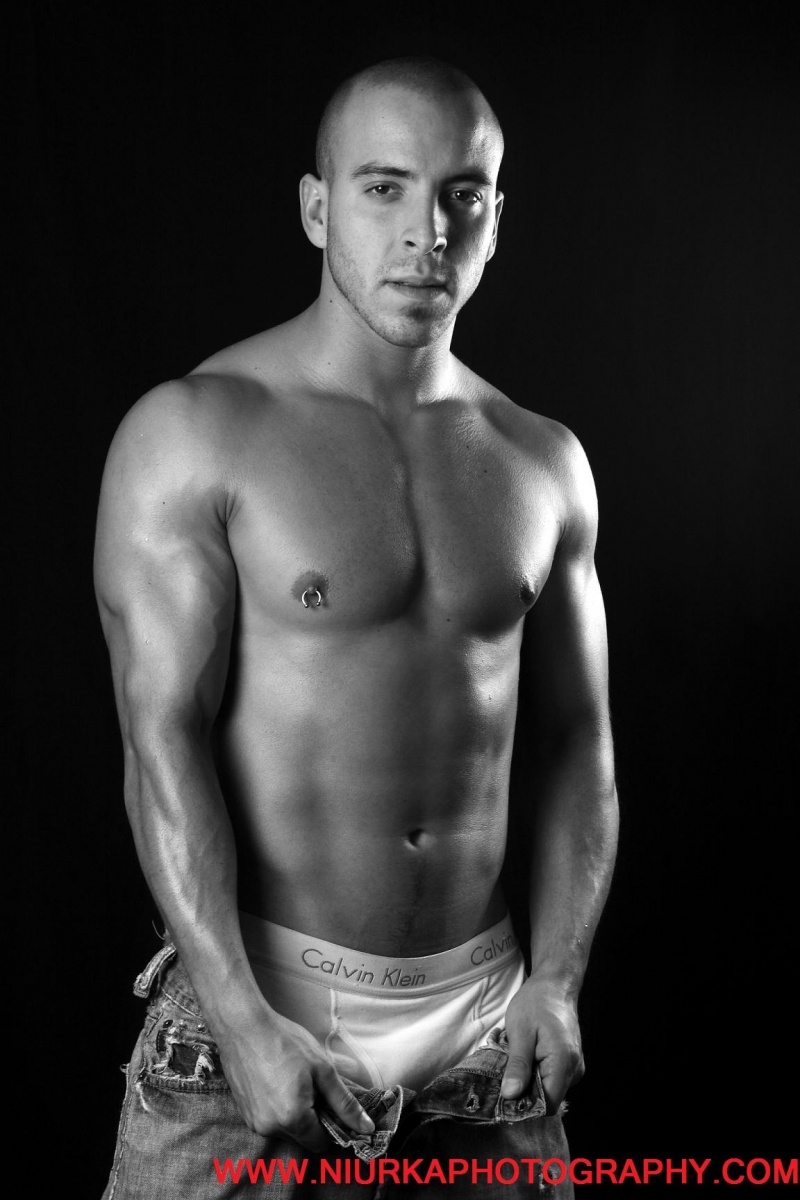 Male model photo shoot of Rico Sve
