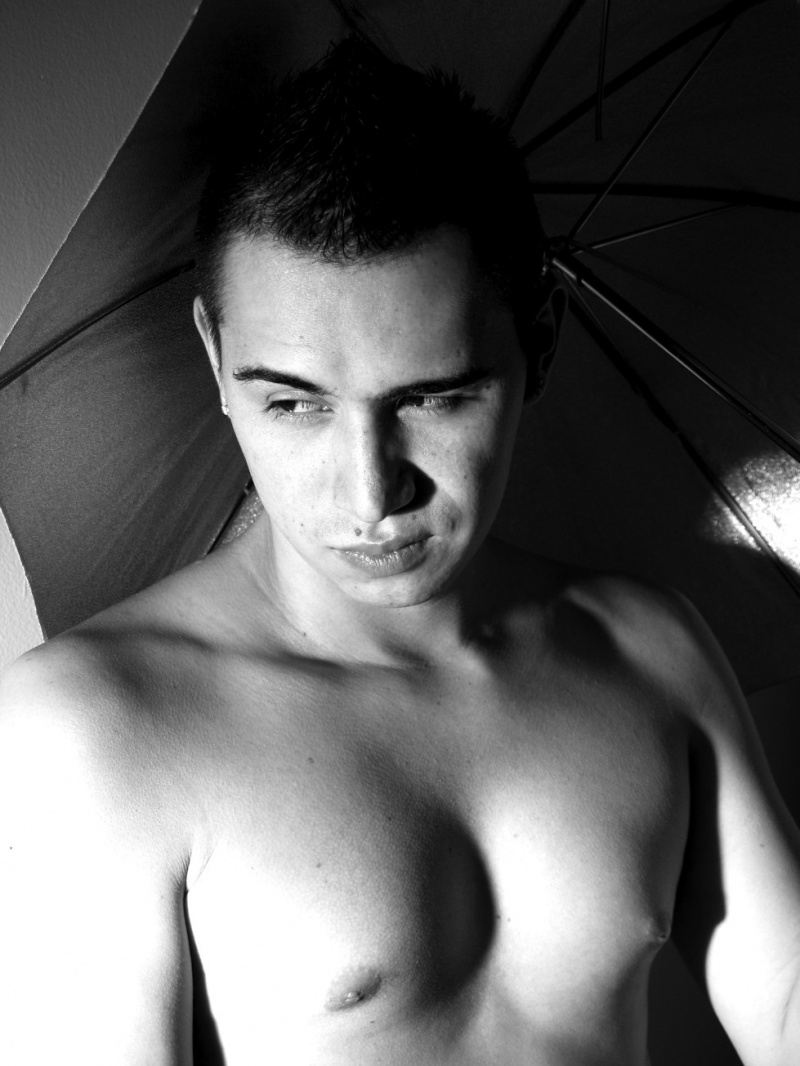 Male model photo shoot of cvcolombia
