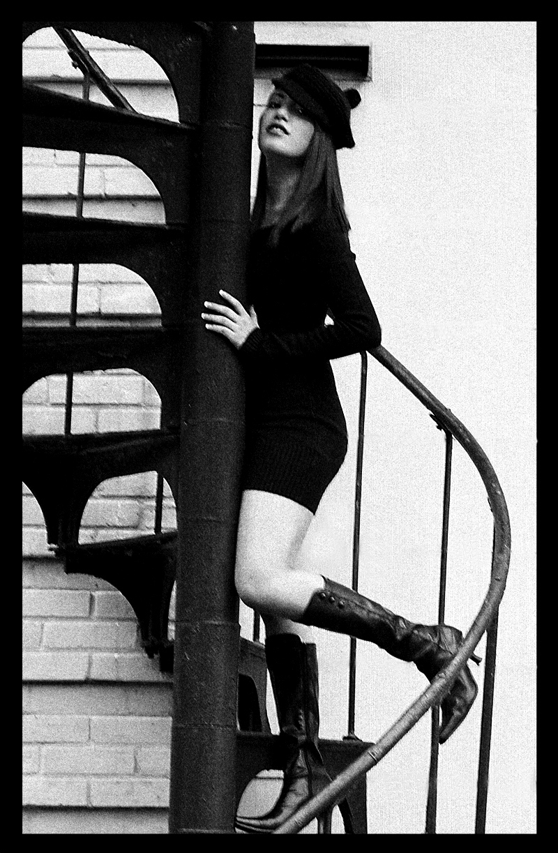 Female model photo shoot of Anna Laura Gutierrez in norfolk,virgina