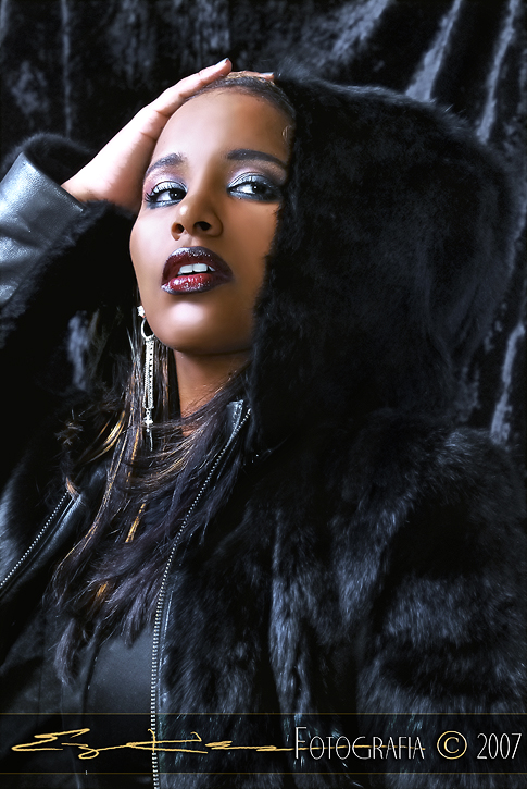 Female model photo shoot of  Niki Bond  by Ezra Hezekiah