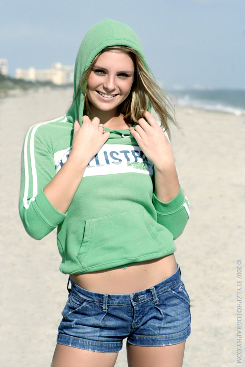 Female model photo shoot of Aubrey Lee by StylzPhotography in Florida, USA
