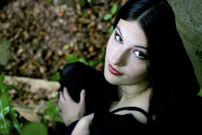Female model photo shoot of Forsaken desire in Box woods