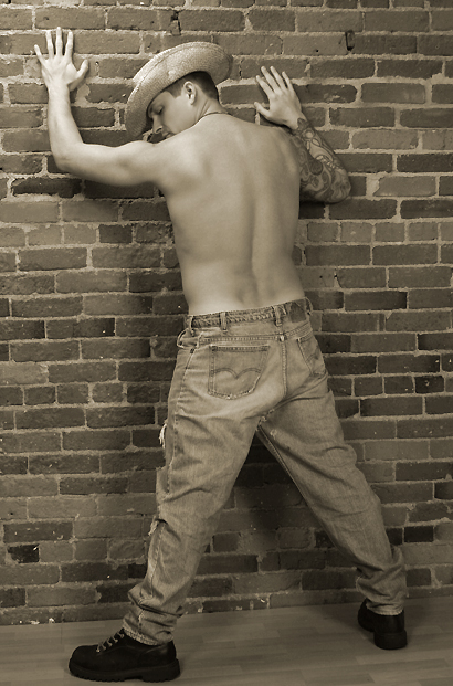 Male model photo shoot of Nast in Spokane Wa. 
