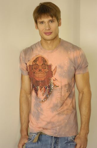 Male model photo shoot of Josh Long