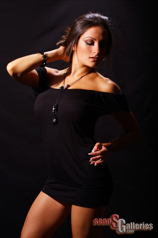 Female model photo shoot of FIORELLA DI PIETRO by Fotografix West