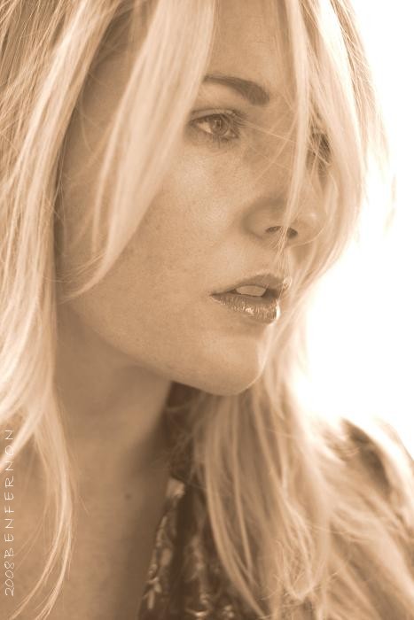 Female model photo shoot of Natalie Otten