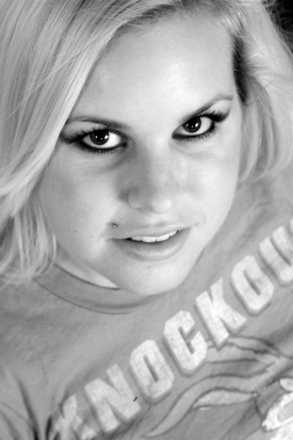 Female model photo shoot of Kellmoiselle in Raleigh, NC
