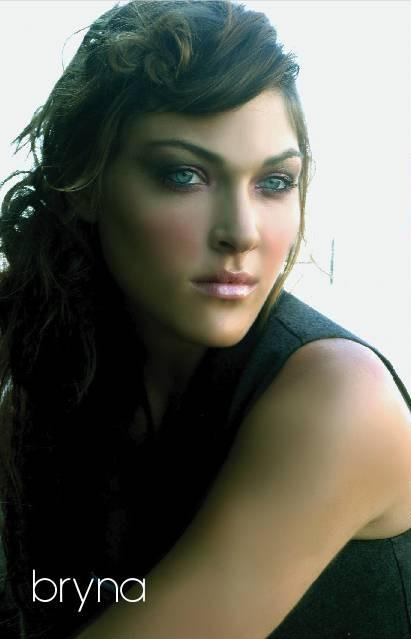 Female model photo shoot of Bryna Noel