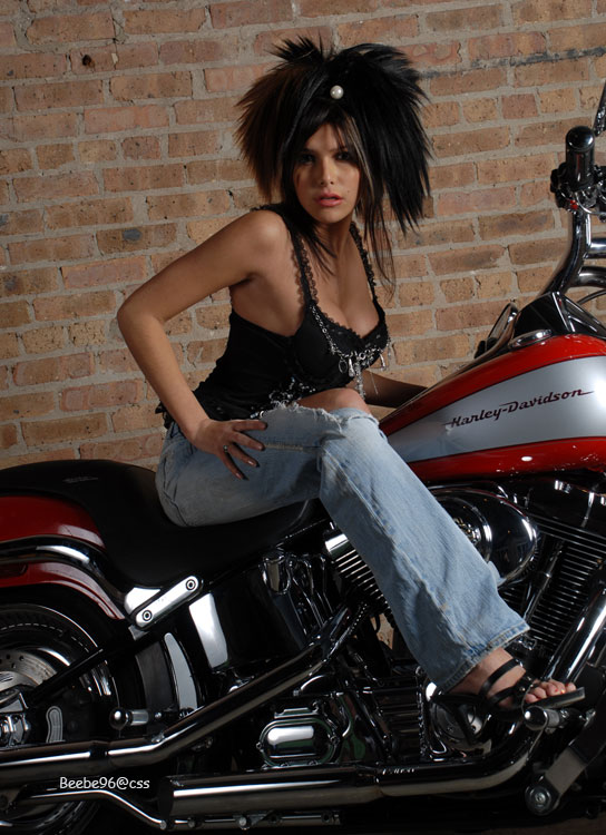 Female model photo shoot of shannon angel in chicago css