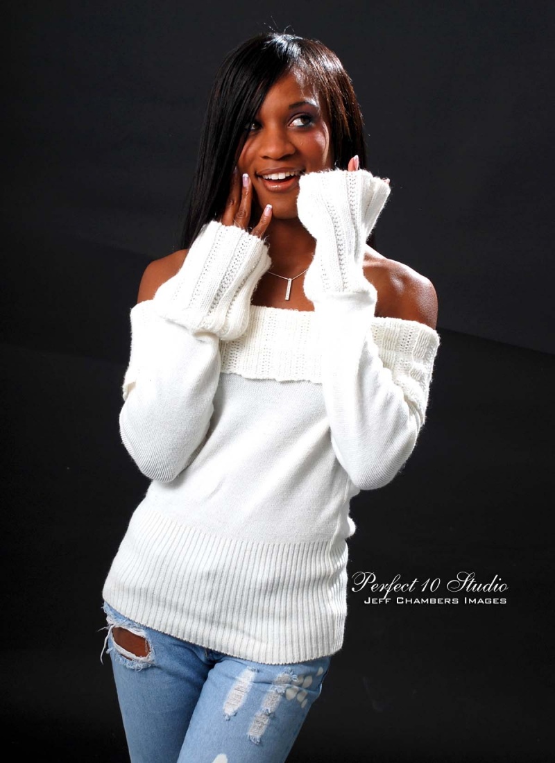 Female model photo shoot of SHAY SIMONEAUX by Jeff Chambers in Lafayette, La