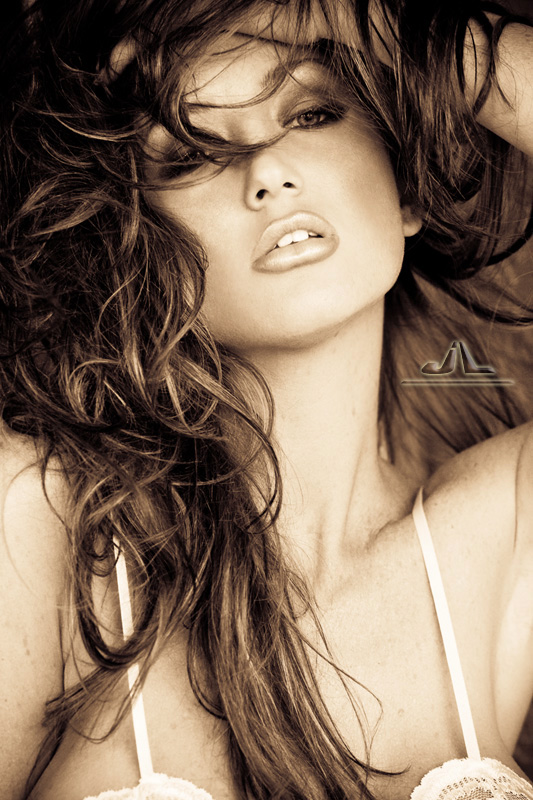 Female model photo shoot of Tatiana Moore xoxo by Jose Luis in Dallas, TX