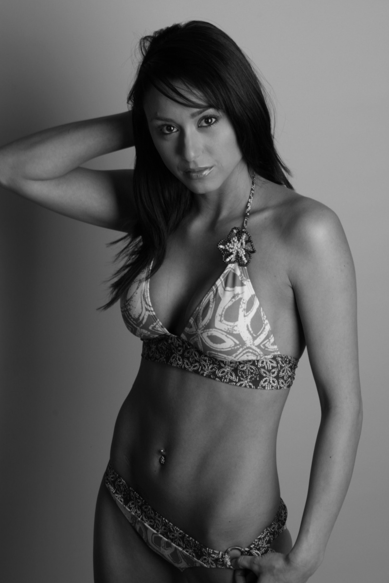 Female model photo shoot of Elena Ferraris