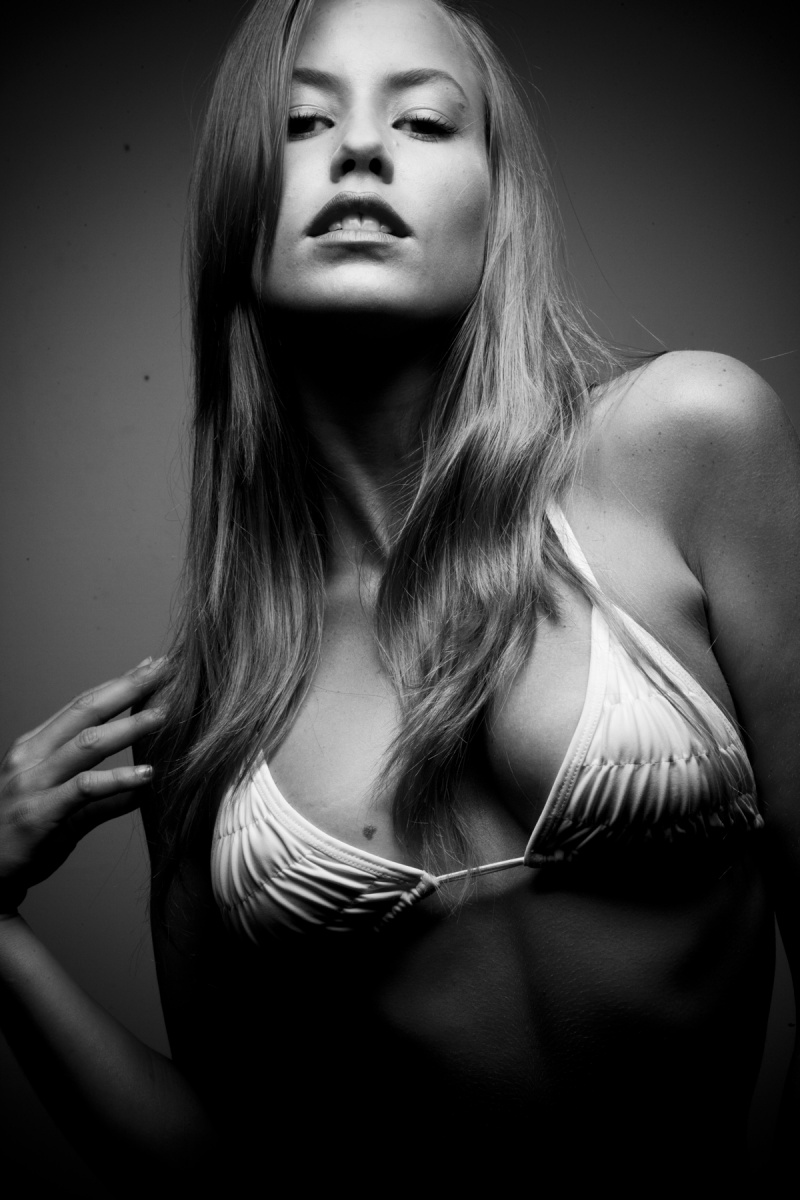 Female model photo shoot of Andrea Sanchez