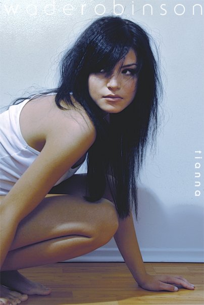 Female model photo shoot of Tianna Tahnee