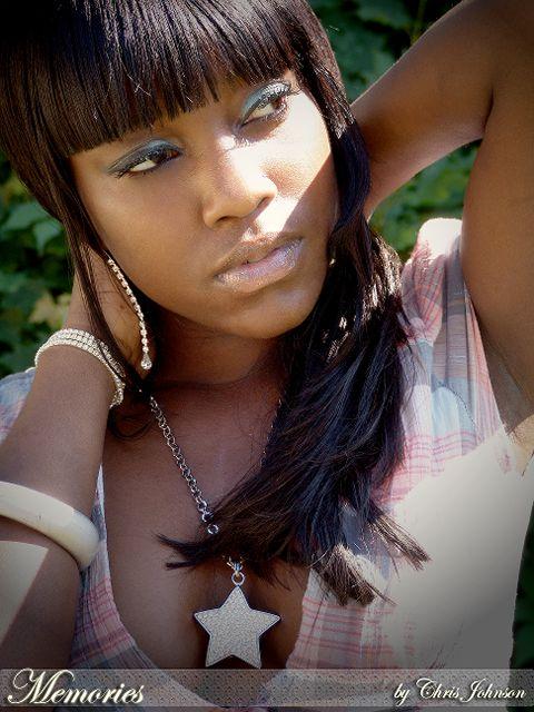 Female model photo shoot of quanie in Rochester New York