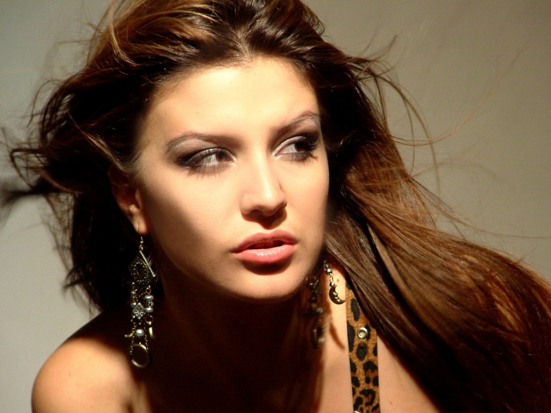 Female model photo shoot of Floriana Garo