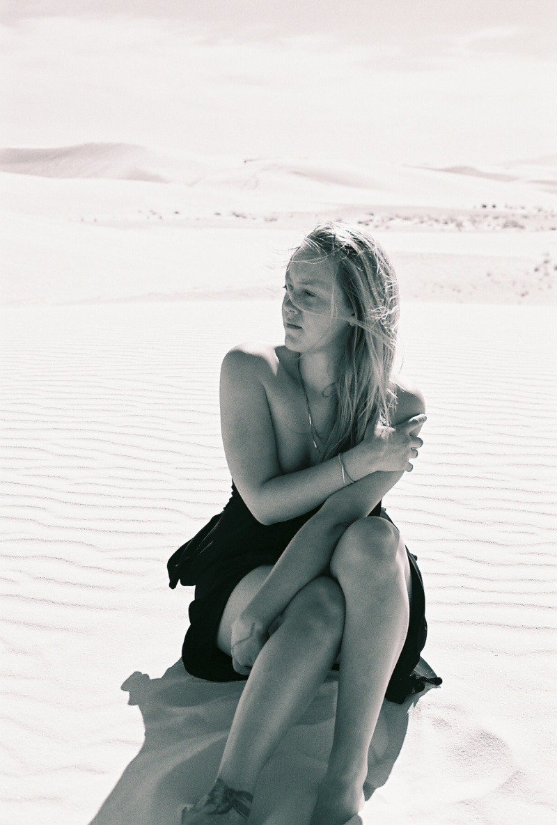 Female model photo shoot of PinchingGata in White Sands, NM