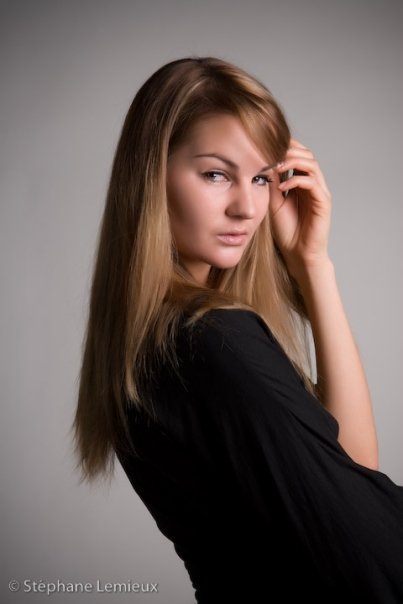 Female model photo shoot of Ekat111
