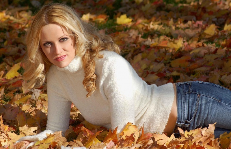 Female model photo shoot of Anna J by Kelly Sedivec-Ealy in Iowa