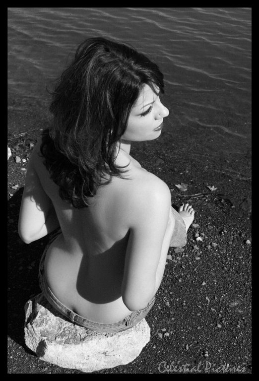 Female model photo shoot of Nicole Lynn McDermott in Lake Pleasent, AZ