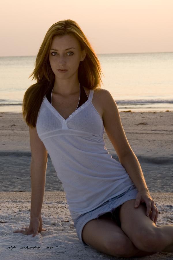 Female model photo shoot of Destiny Jean