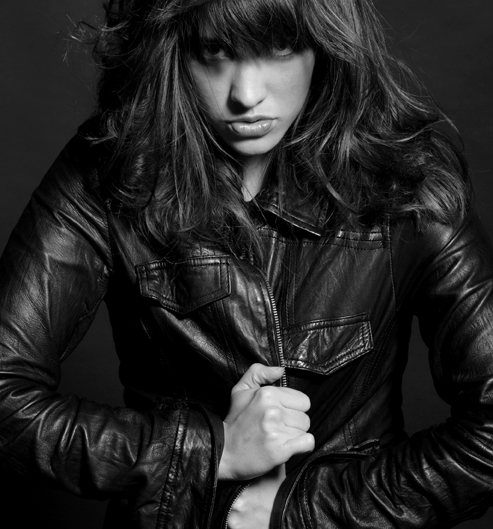Female model photo shoot of Julia Tyrrell