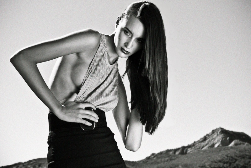 Female model photo shoot of Christina OHara by Carlos Nunez, wardrobe styled by Erlinda Denise2