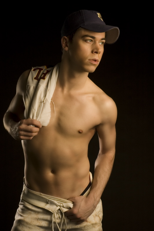 Male model photo shoot of Ian JR