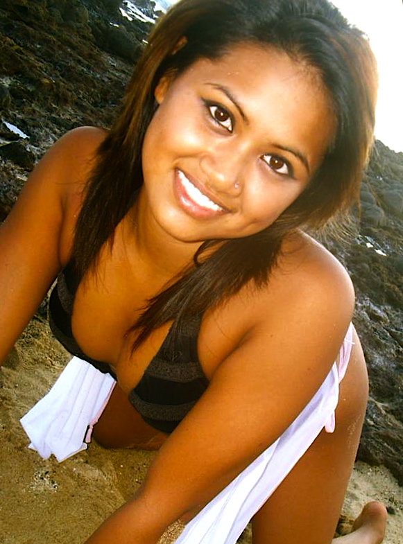 Female model photo shoot of Mz_AlizZer in brenekeis, poipu, kauai, hawaii