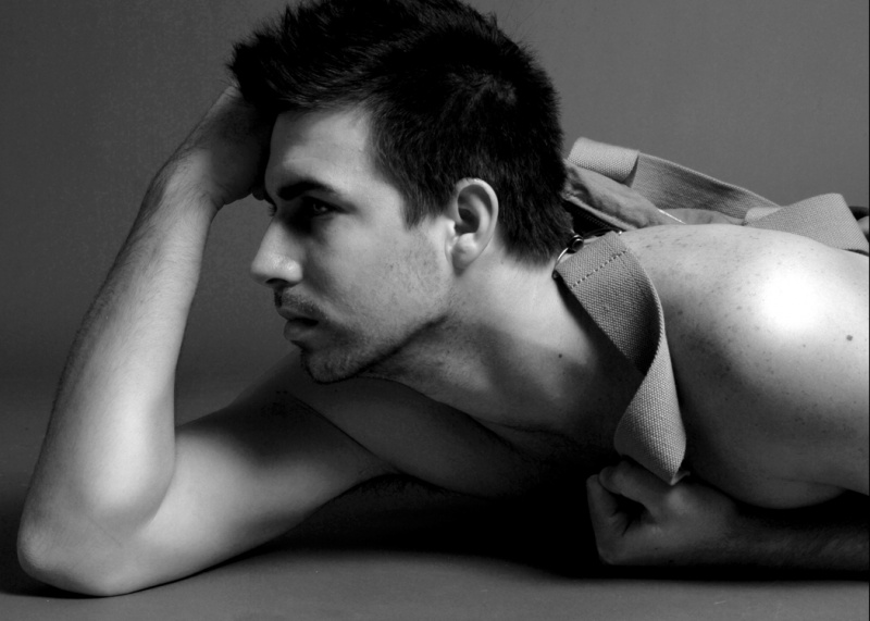 Male model photo shoot of Jonathan Nickle