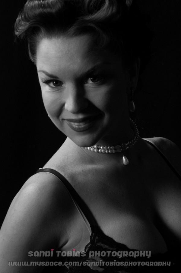 Female model photo shoot of Miss Melissa Ann