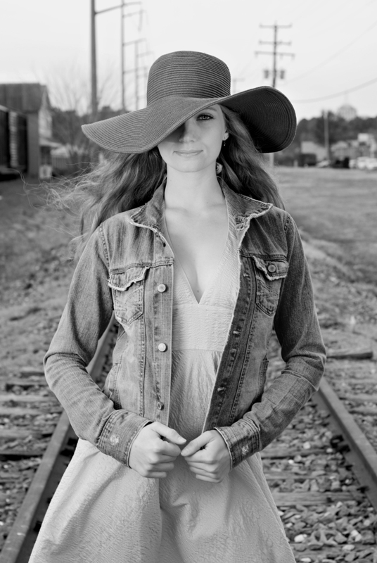 Female model photo shoot of Alaskah Lynn in tracks