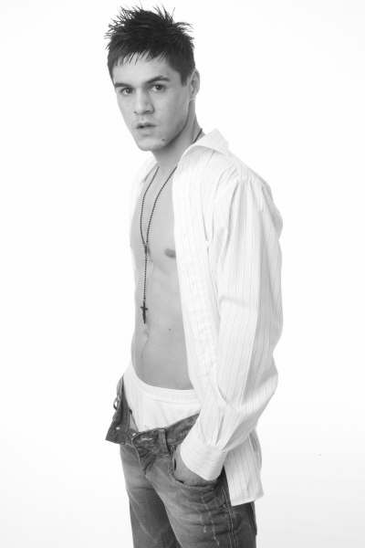 Male model photo shoot of Gavin T
