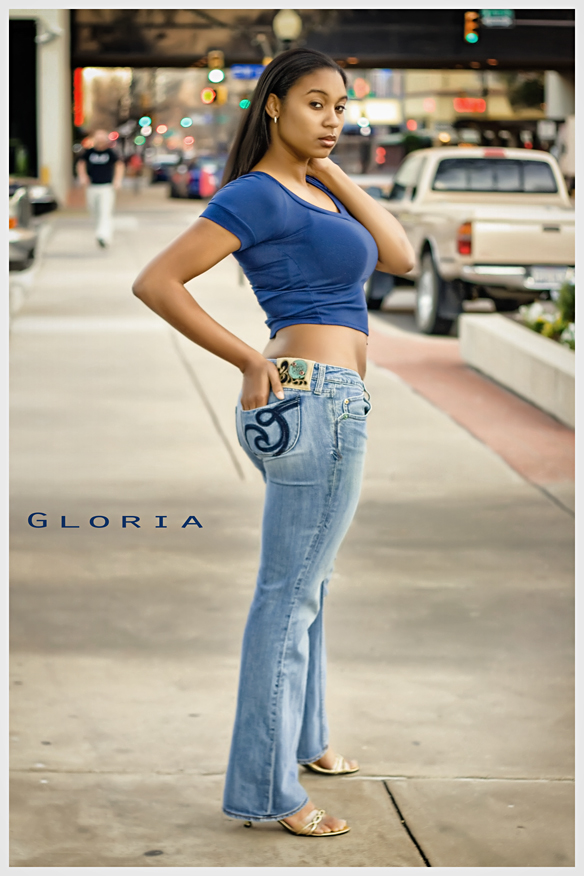 Female model photo shoot of Gloria Lewis in Downtown Fort Worth Texas