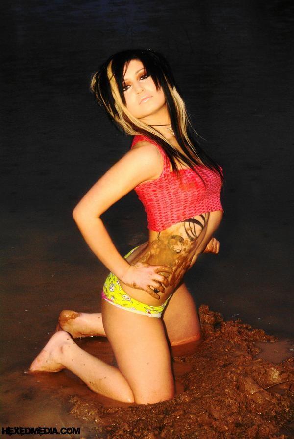 Female model photo shoot of britnee RENEE in Chandler, Arizona