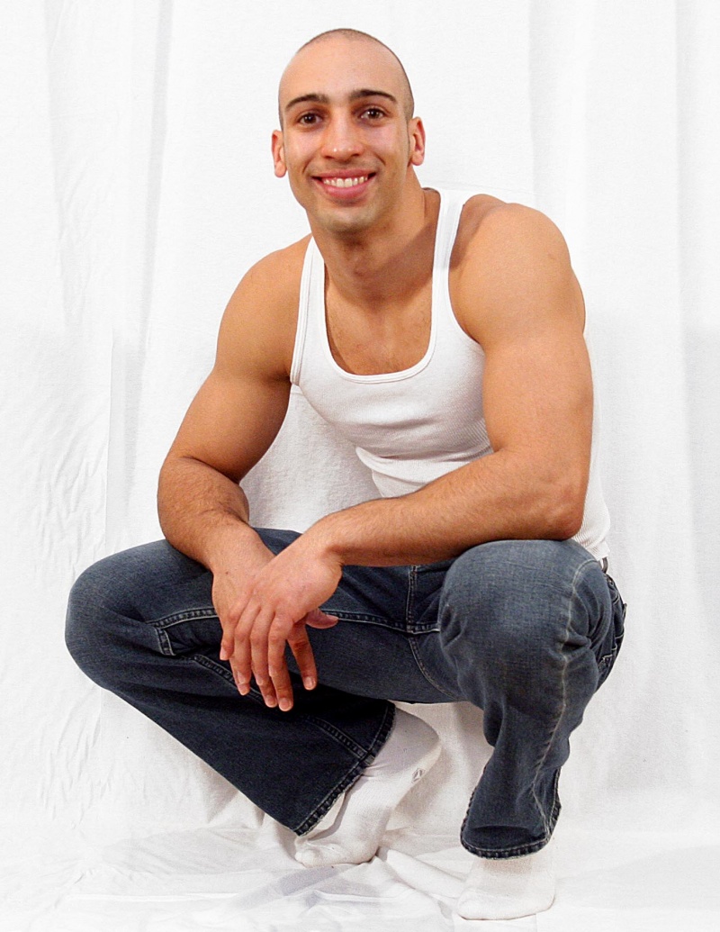 Male model photo shoot of Eli Martyr