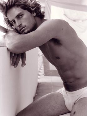 Male model photo shoot of Karl Simone in Miami