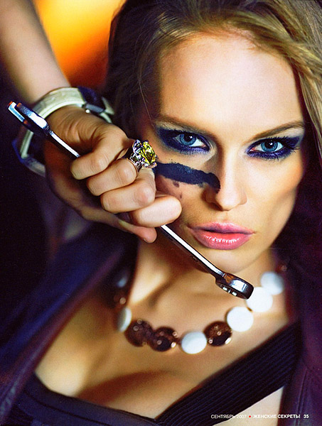 Female model photo shoot of Natalia_Gynku