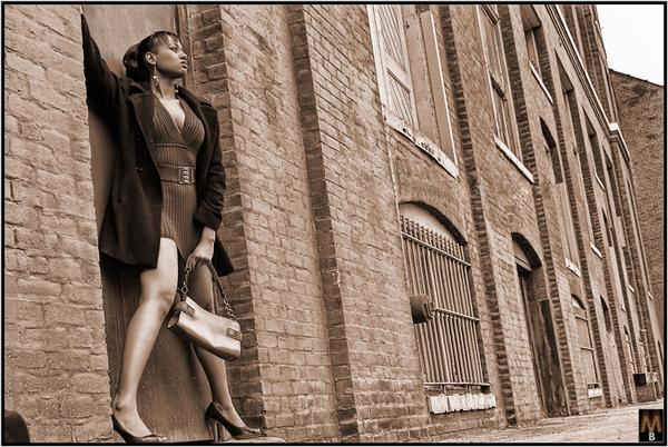 Female model photo shoot of Latoya Shanell