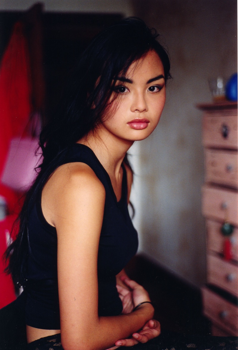 Female model photo shoot of Sandra Ng