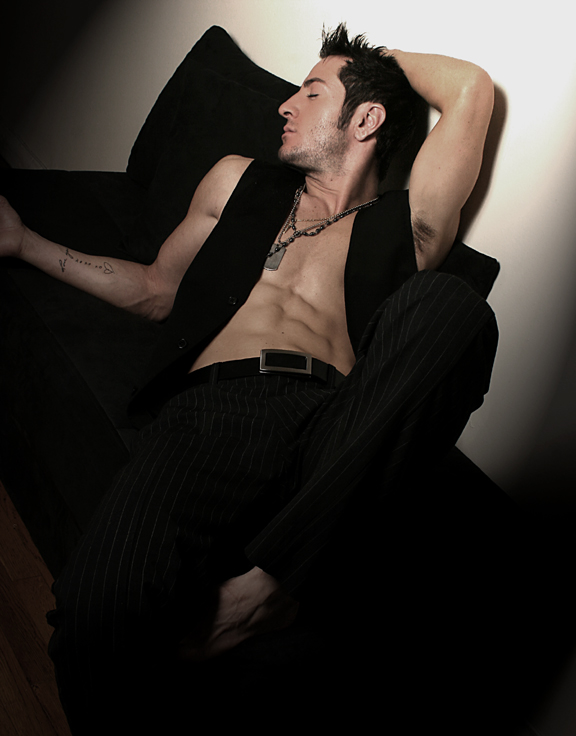 Male model photo shoot of Kevin Ashlee