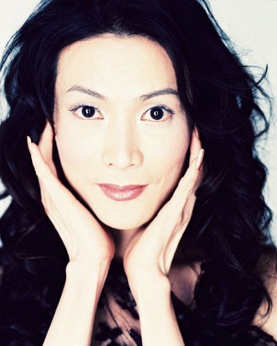 Female model photo shoot of Yoko Yamamoto