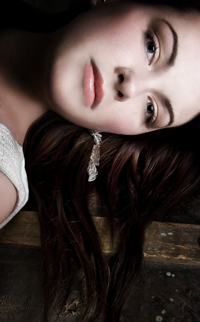 Female model photo shoot of Jessica Yalenzeno