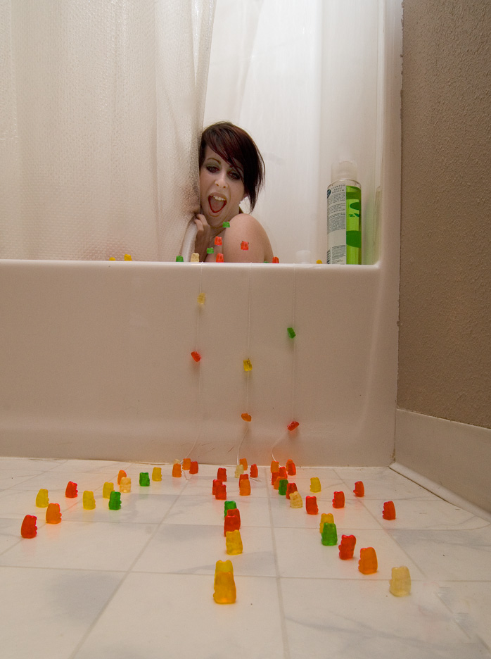Female model photo shoot of Vyal-Vixen in the tub