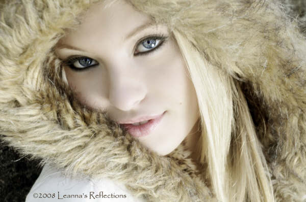 Female model photo shoot of Miss Sonia by Leannas Reflections